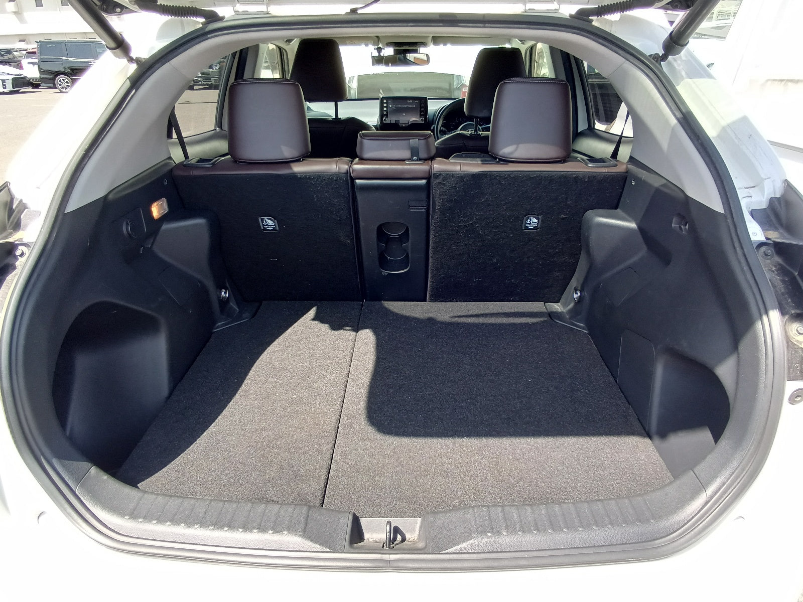 TOYOTA YARIS CROSS HYBRID 2021 Z PEARL WHITE