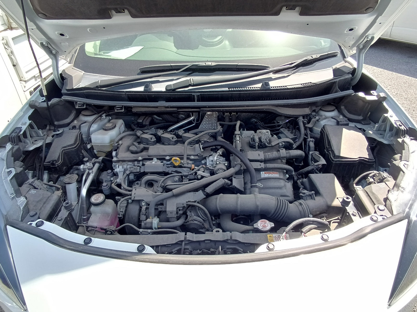 TOYOTA YARIS CROSS HYBRID 2021 Z PEARL WHITE
