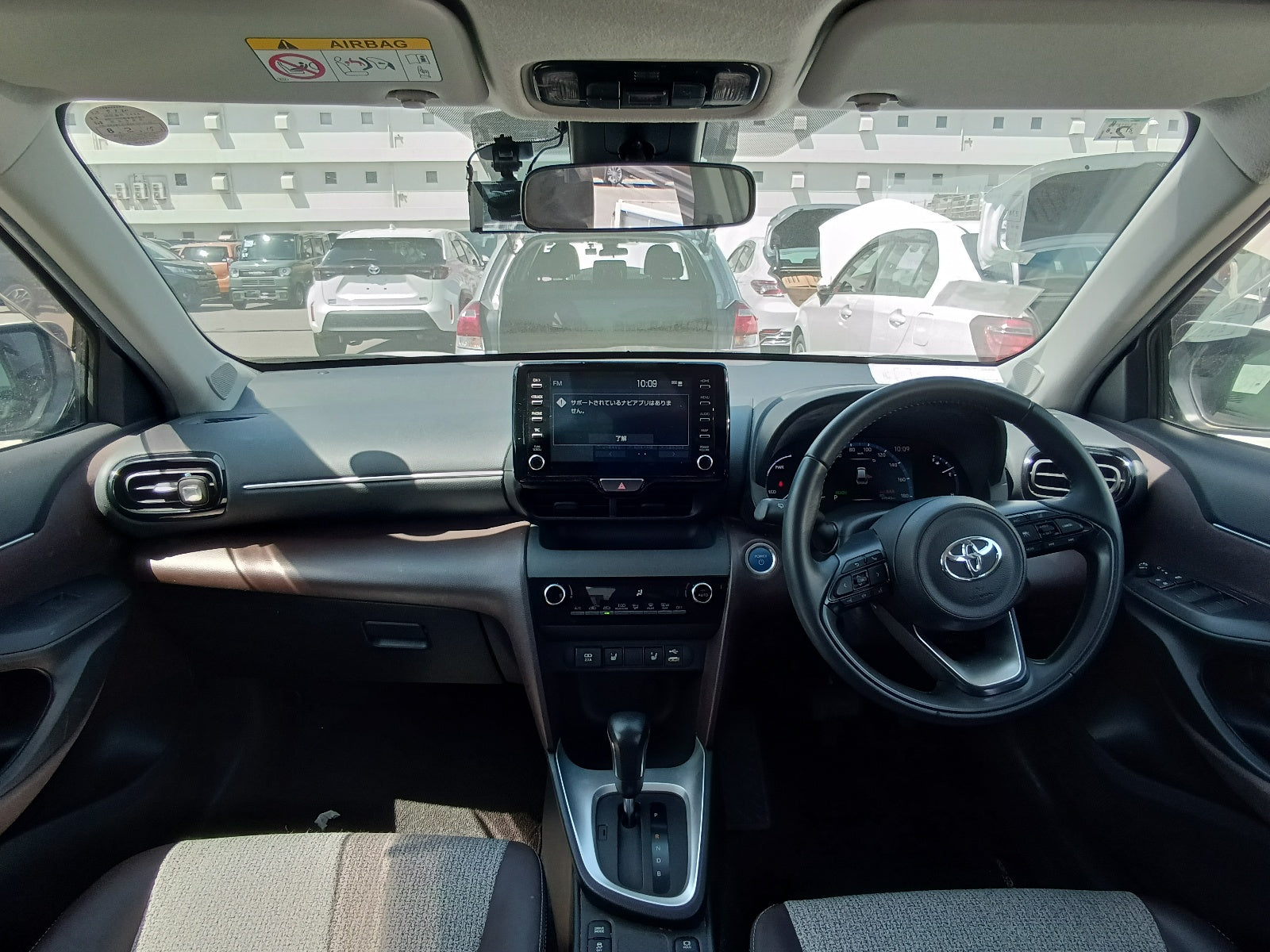 TOYOTA YARIS CROSS HYBRID 2021 Z PEARL WHITE