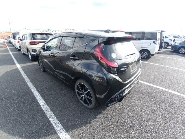 TOYOTA AQUA 2022 GR Sports BLACK