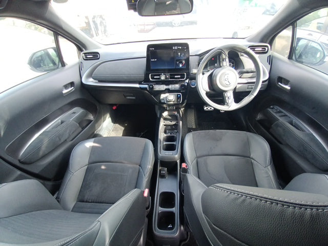 TOYOTA AQUA 2022 GR Sports BLACK