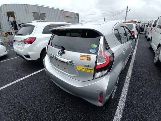 TOYOTA AQUA 2020 SILVER S Style Black