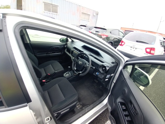 TOYOTA AQUA 2020 SILVER S Style Black