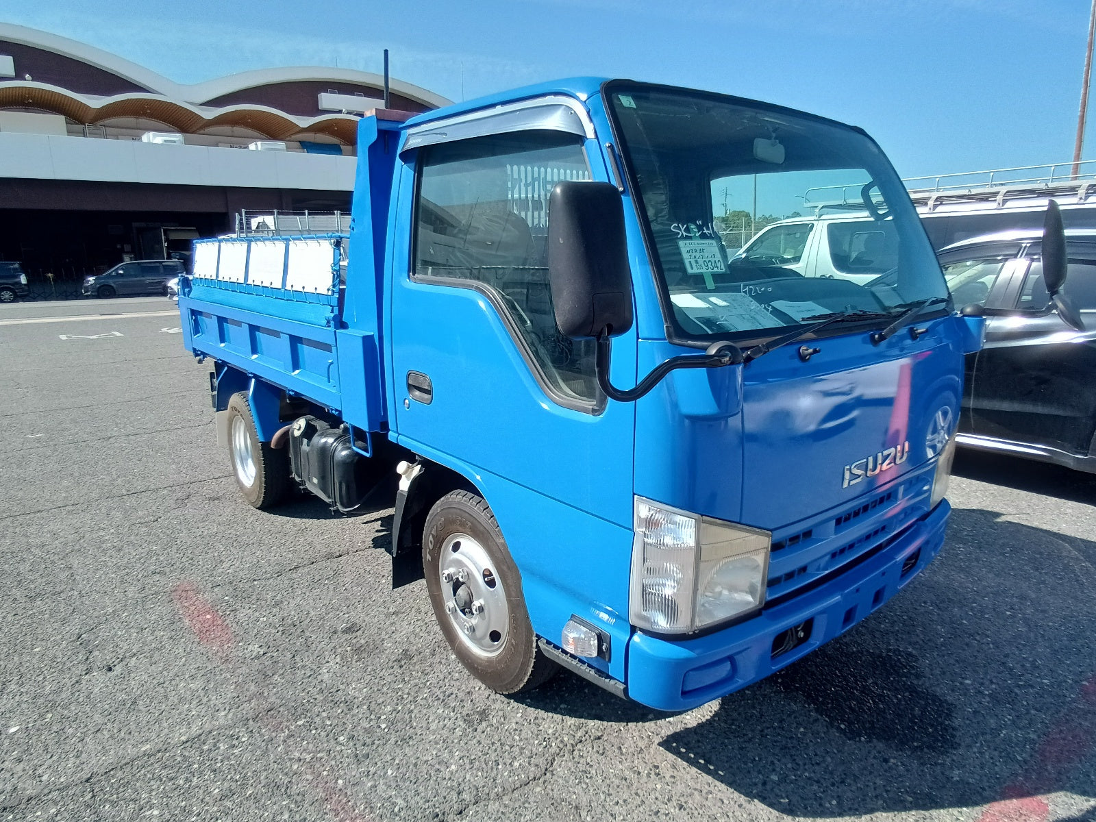 ISUZU ELF 2011 BLUE