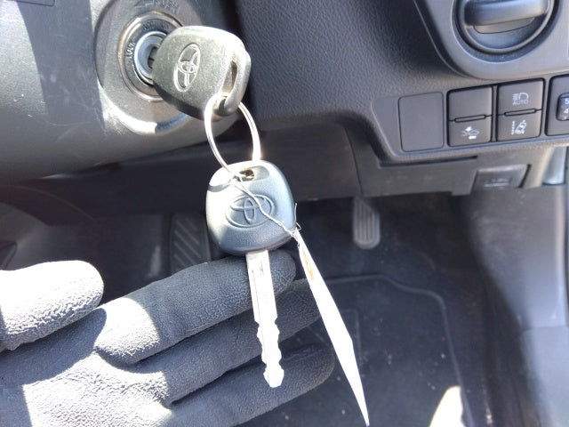 TOYOTA COROLLA AXIO HYBRID 2019 X