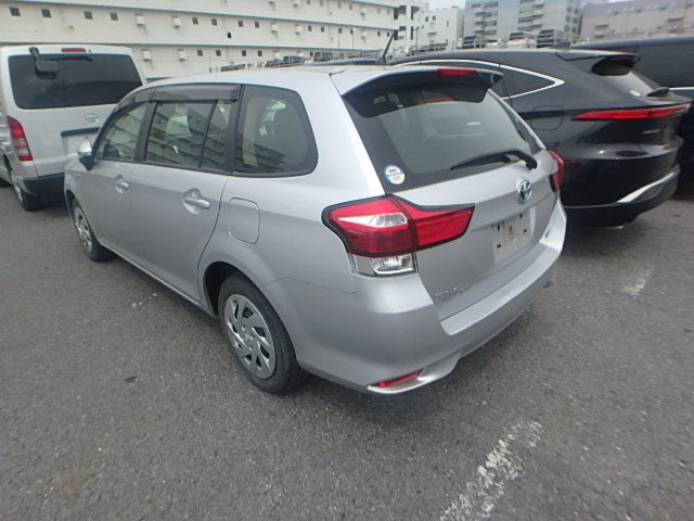 TOYOTA COROLLA FIELDER HYBRID 2019 X