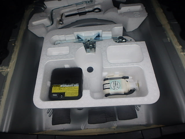 TOYOTA COROLLA AXIO HYBRID 2019