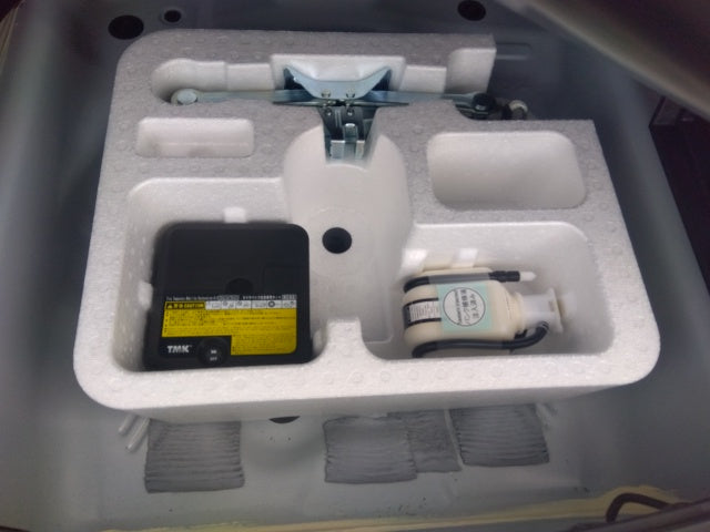 TOYOTA COROLLA FIELDER--HYBRID--2019