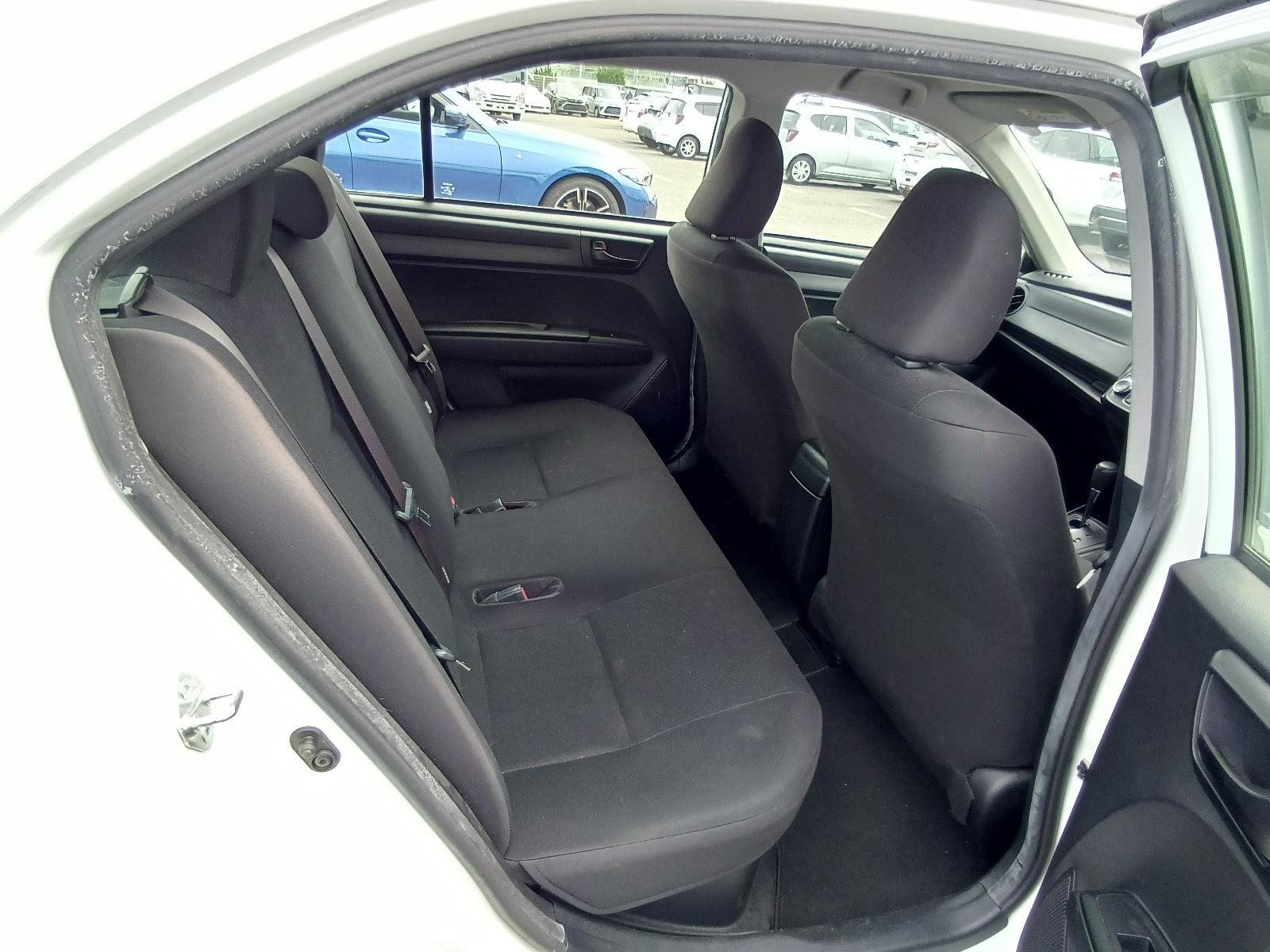 TOYOTA COROLLA AXIO-HYBRID EX-2020 WHITE