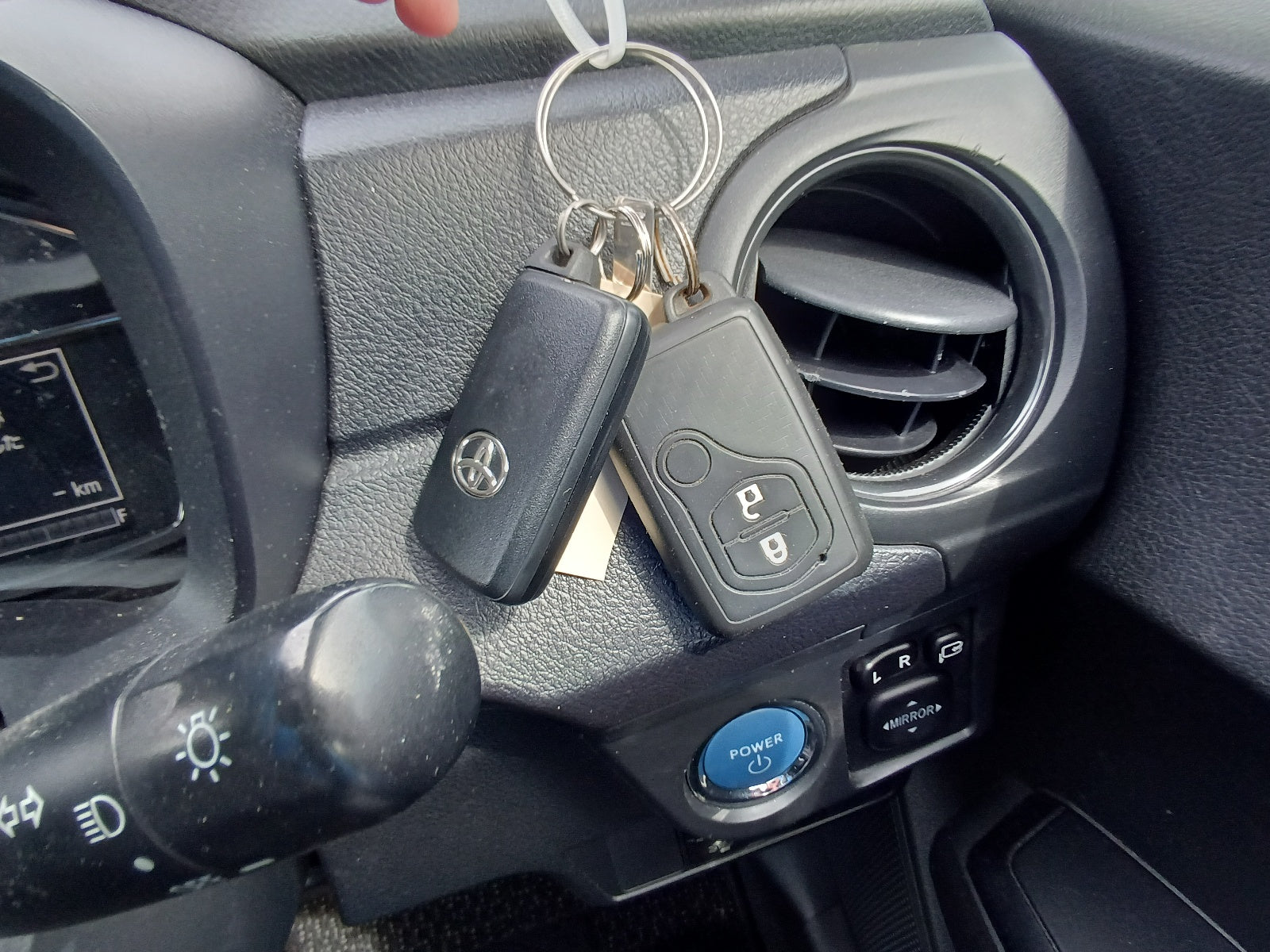 TOYOTA COROLLA AXIO-HYBRID EX-2020