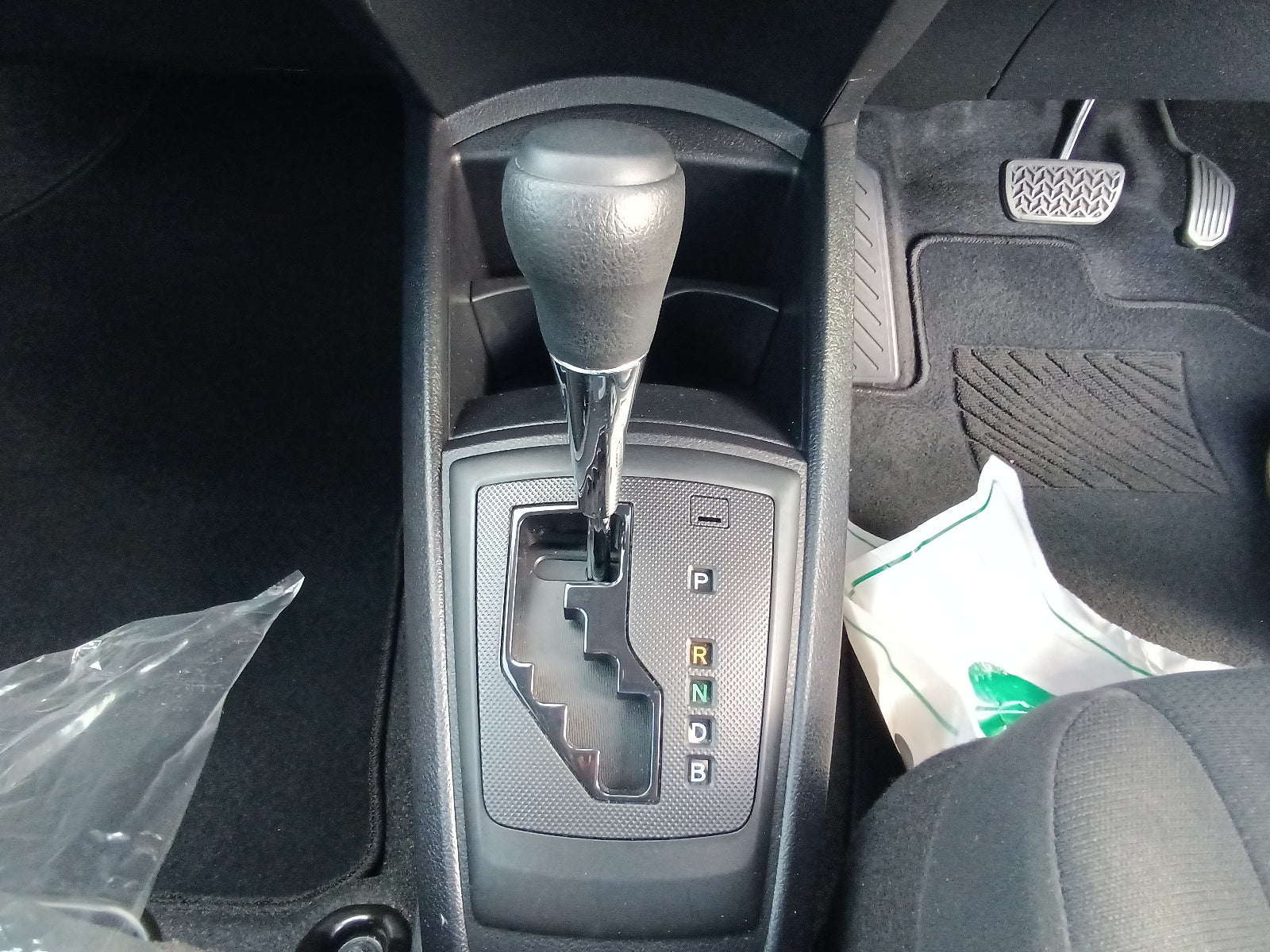 TOYOTA COROLLA AXIO-HYBRID EX-2020-SILVER