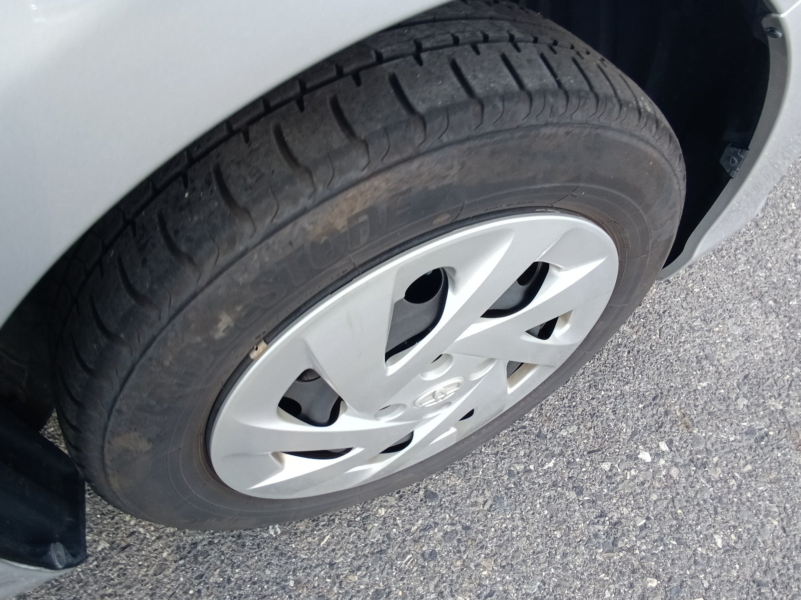 TOYOTA COROLLA AXIO-HYBRID EX-2020-SILVER