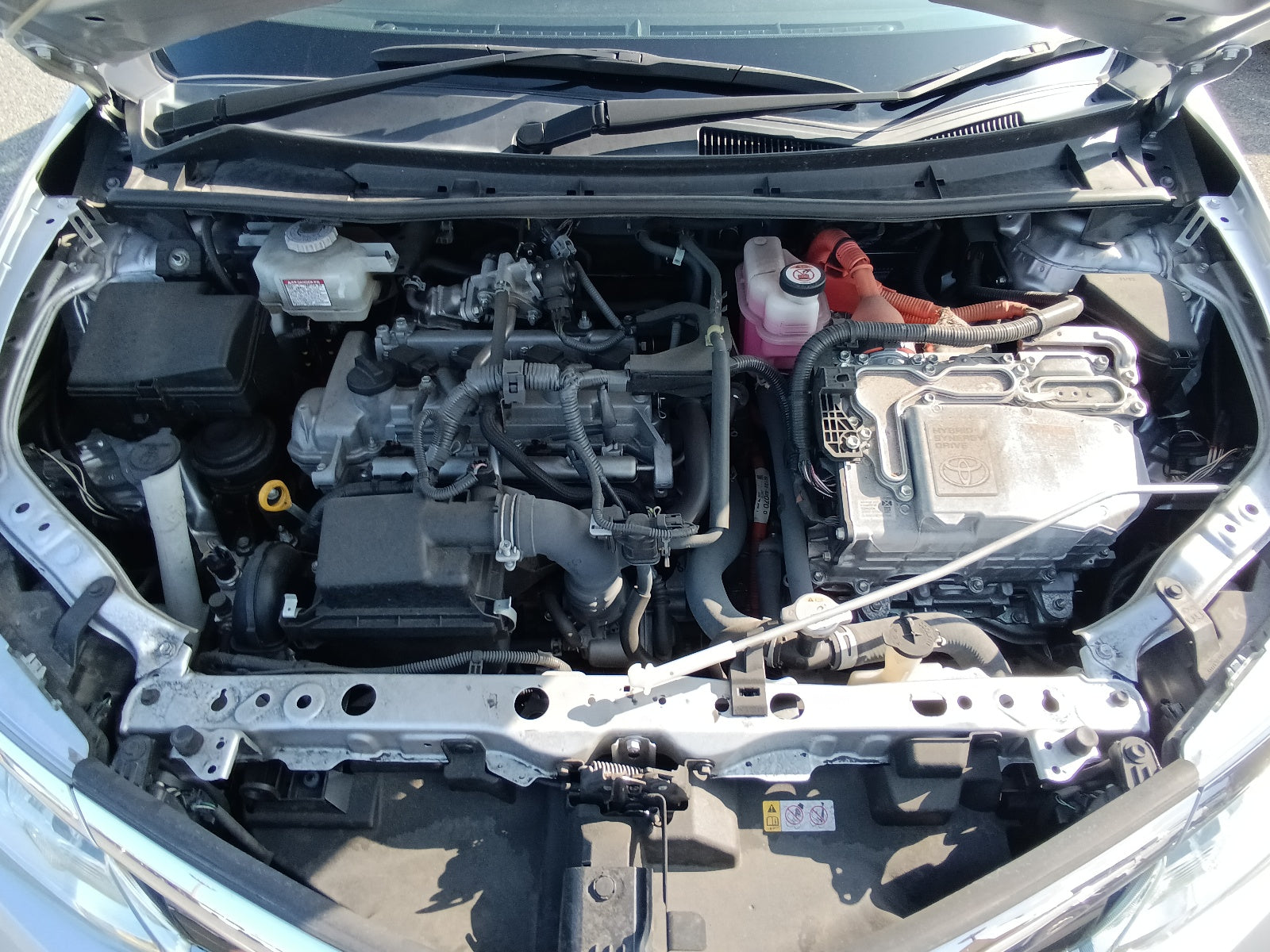 TOYOTA COROLLA AXIO-HYBRID EX-2020-SILVER