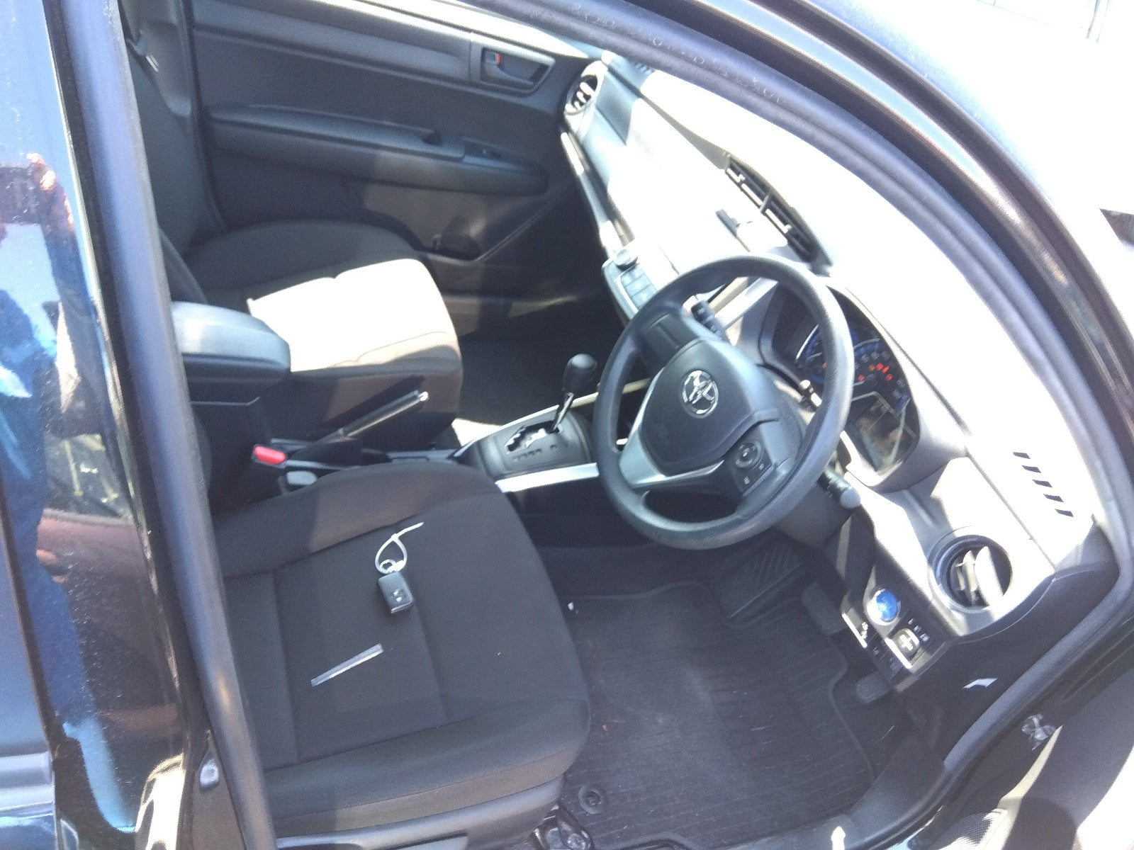 TOYOTA COROLLA FIELDER-HYBRID EX PACKAGE-2020