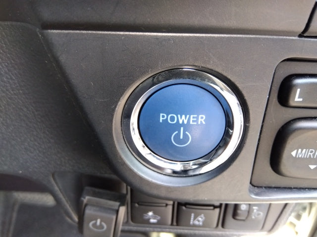 TOYOTA COROLLA FIELDER-HYBRID EX-2020 WHITE