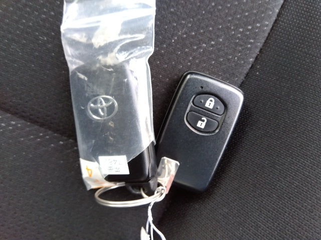 TOYOTA COROLLA FIELDER-HYBRID EX-2020 WHITE