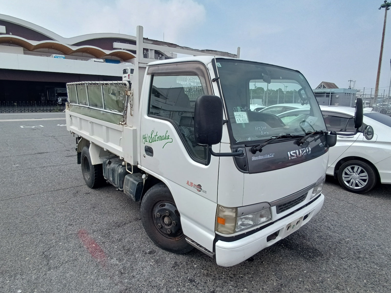 ISUZU ELF-Truck-2004