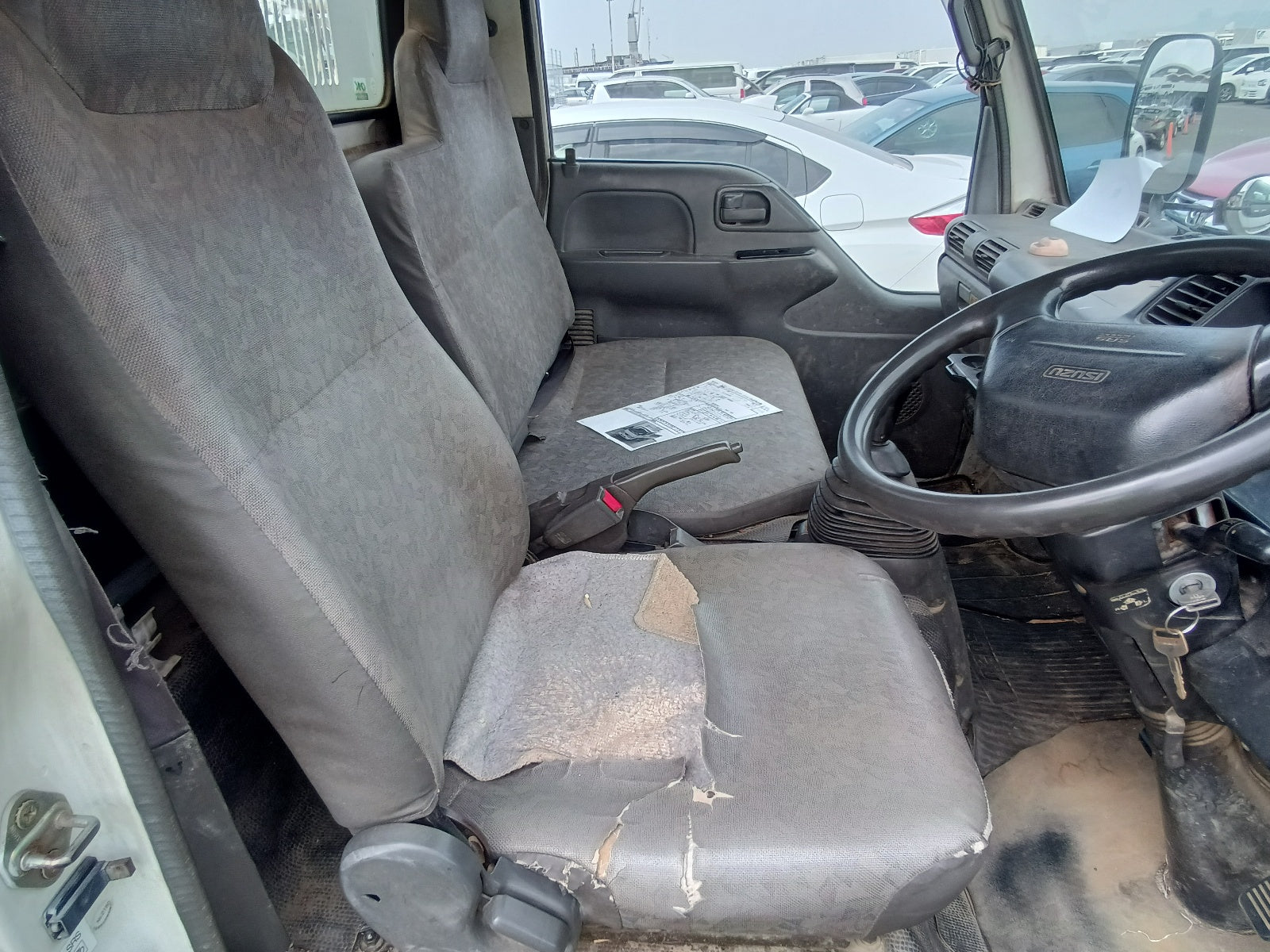 ISUZU ELF-Truck-2004