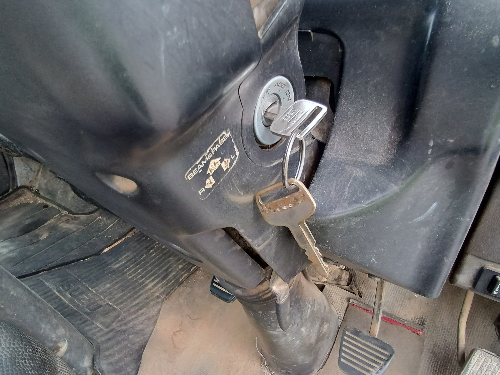 ISUZU ELF-Truck-2004