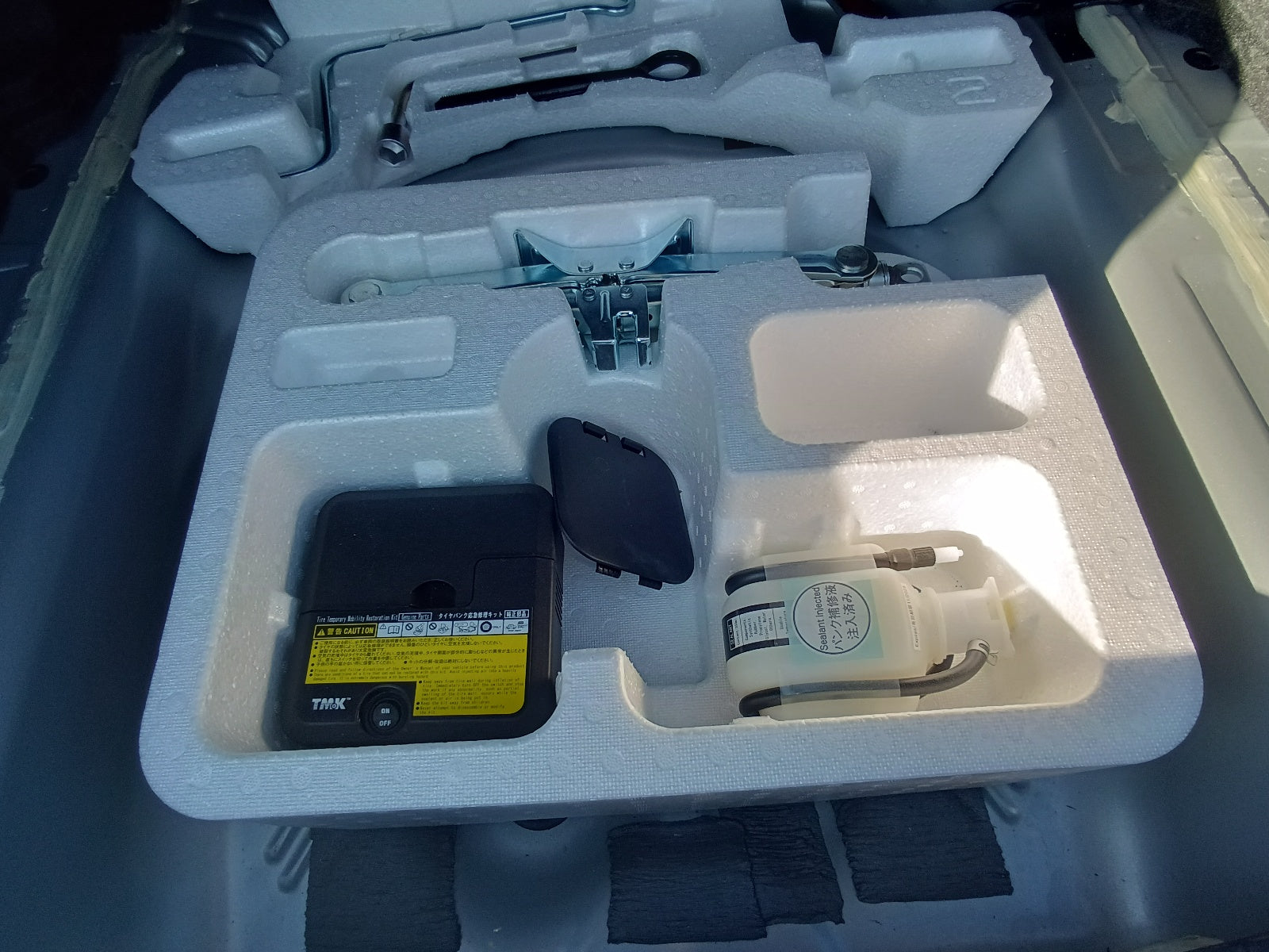 TOYOTA COROLLA AXIO- EX-2020-SILVER