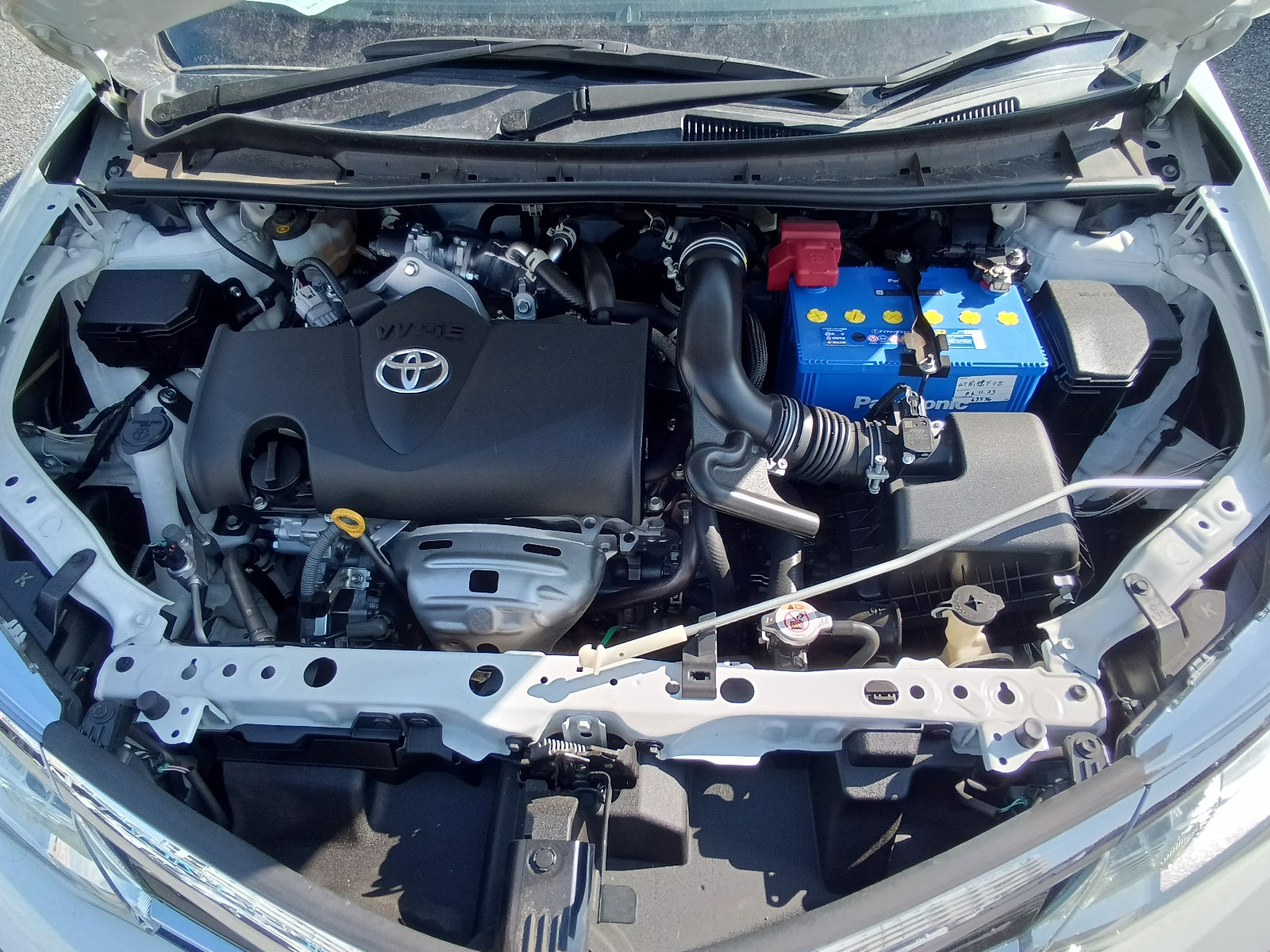 TOYOTA COROLLA AXIO-EX -2021 WHITE