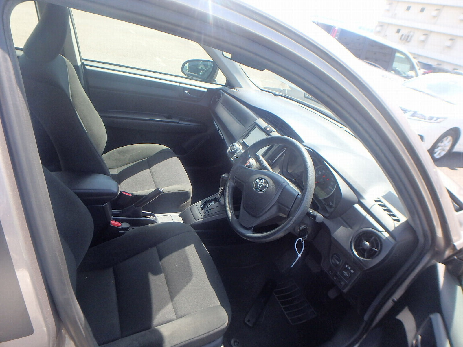 TOYOTA COROLLA AXIO-1.5X AWD-2019