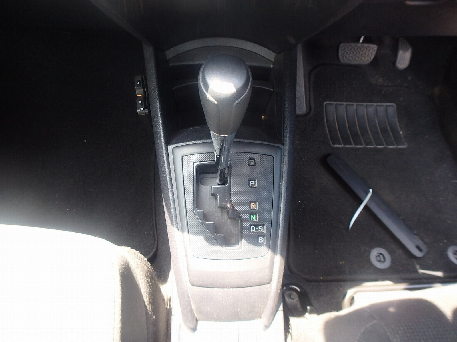 TOYOTA COROLLA AXIO-1.5X AWD 4WD-2019