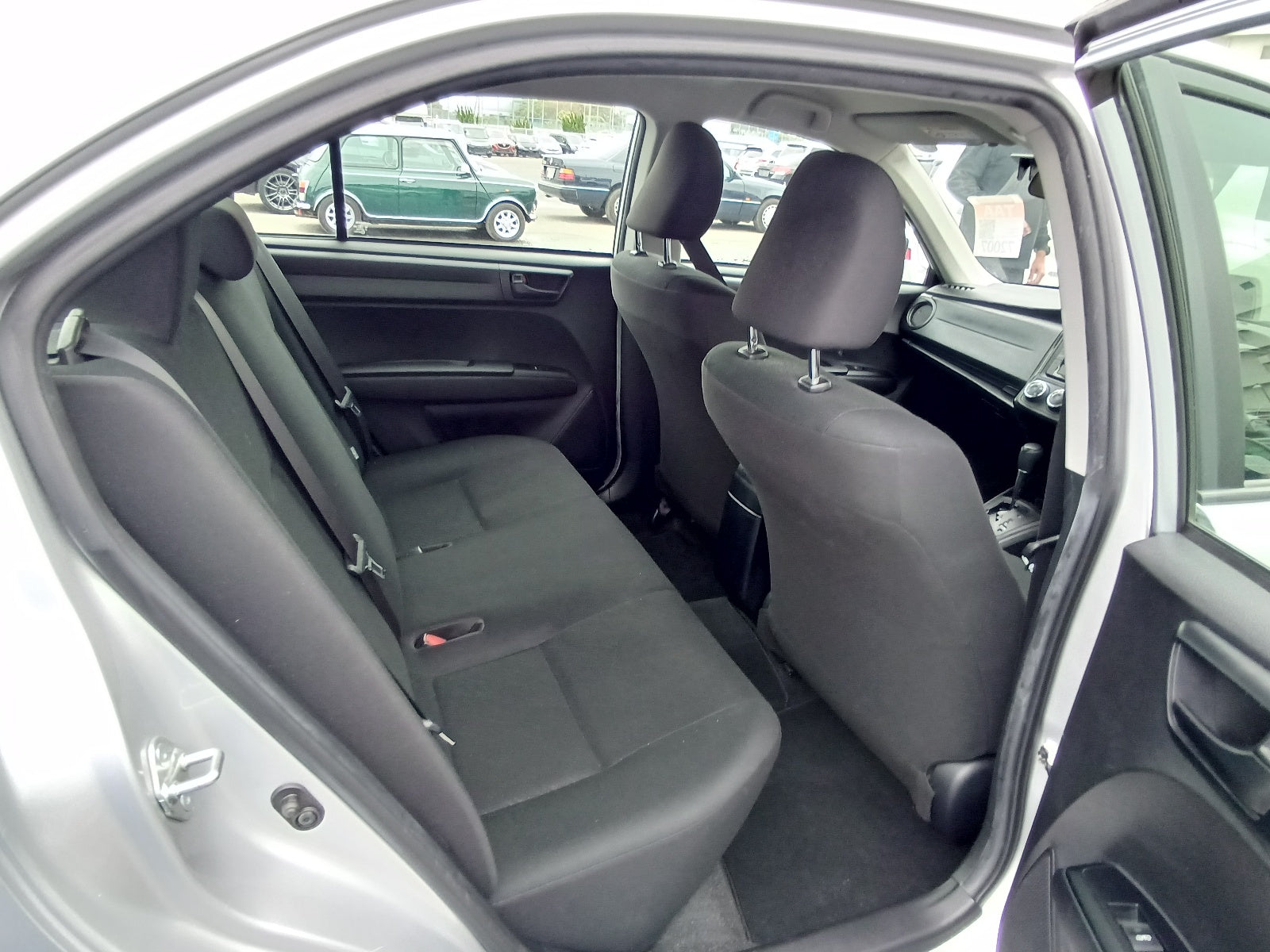 TOYOTA COROLLA AXIO- EX-2020-SILVER