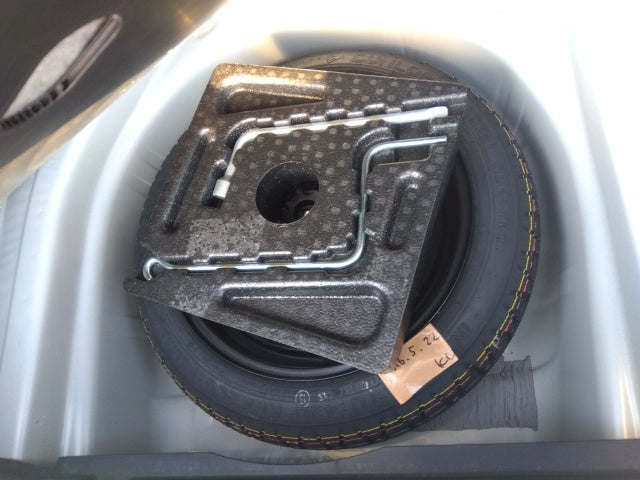 TOYOTA PREMIO-1.5F L PKG-2019