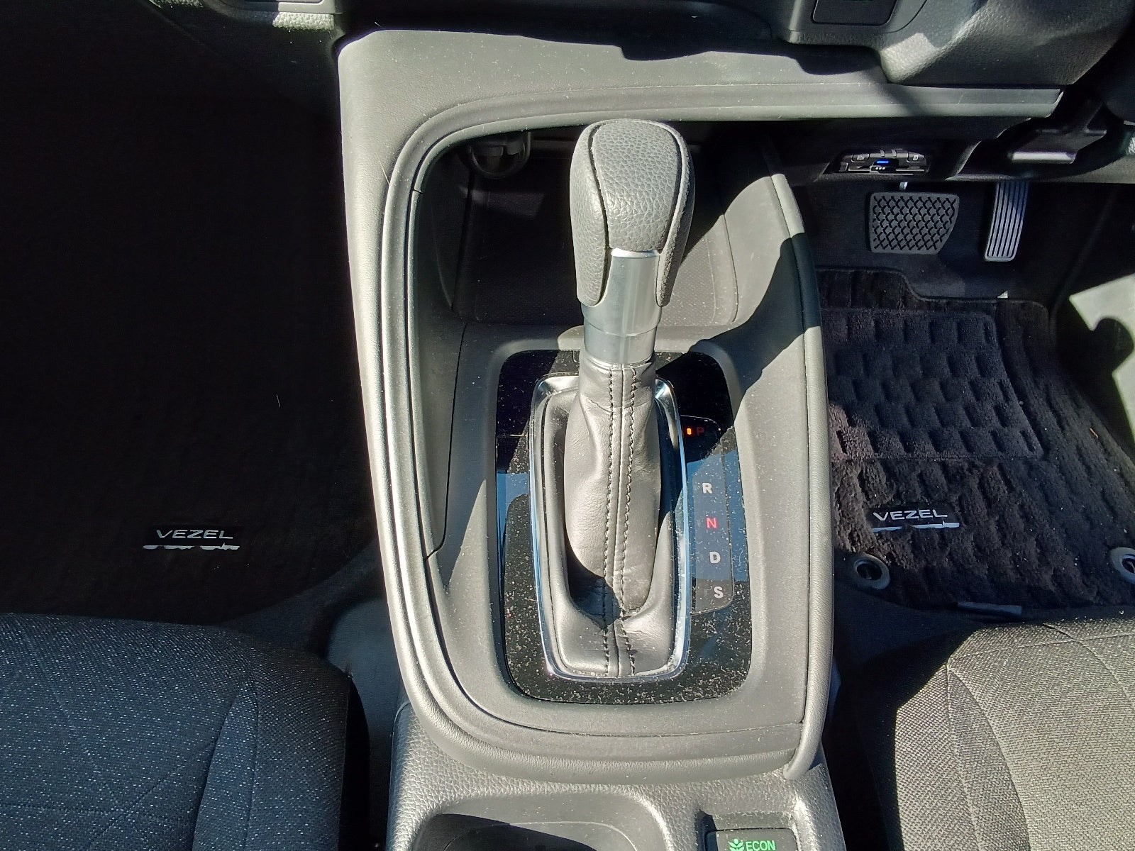 HONDA VEZEL-2024 BLACK