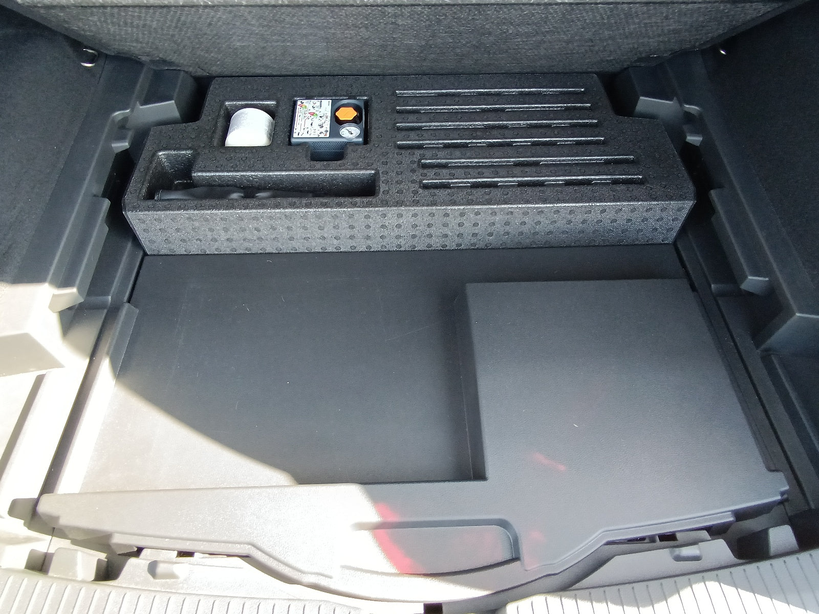 NISSAN X-TRAIL-G E 4ORCE AWD 4WD HYBRID-2023 PEARL
