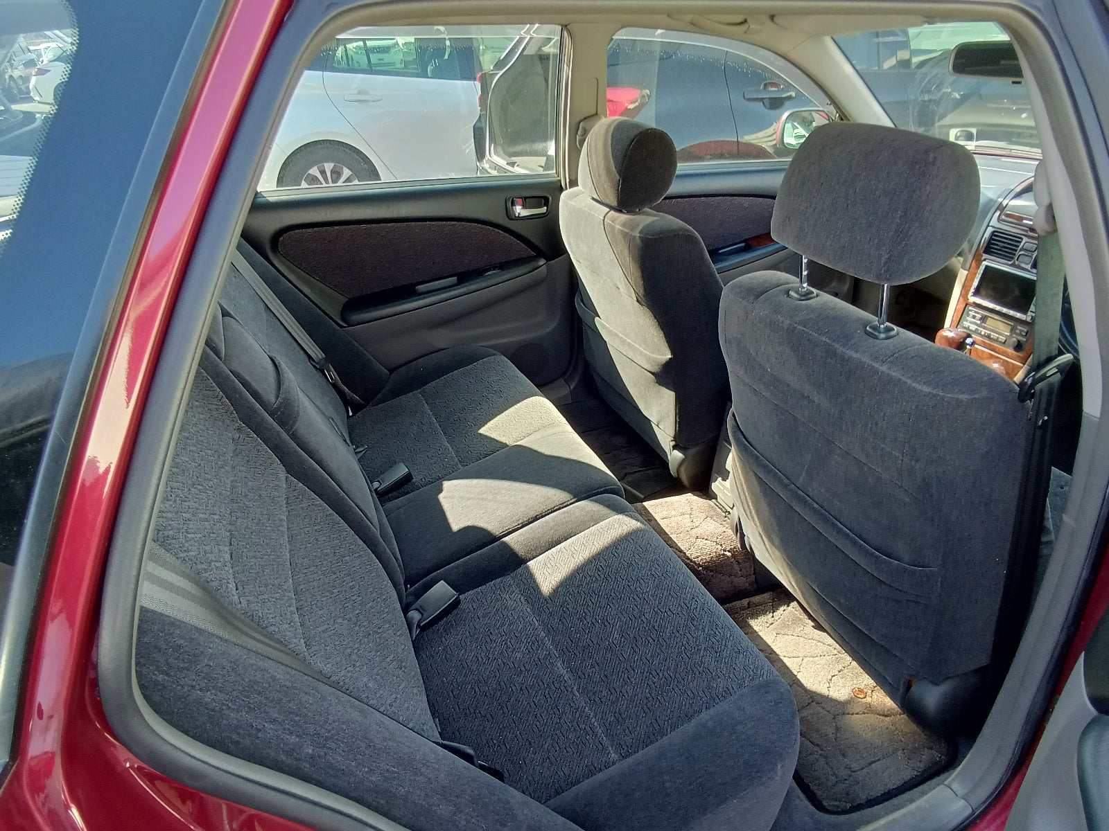 TOYOTA CALDINA VAN-2001 RED