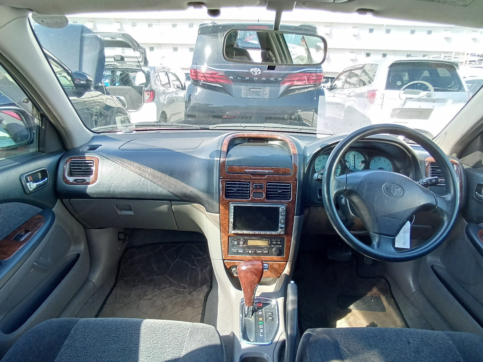 TOYOTA CALDINA VAN-2001 RED