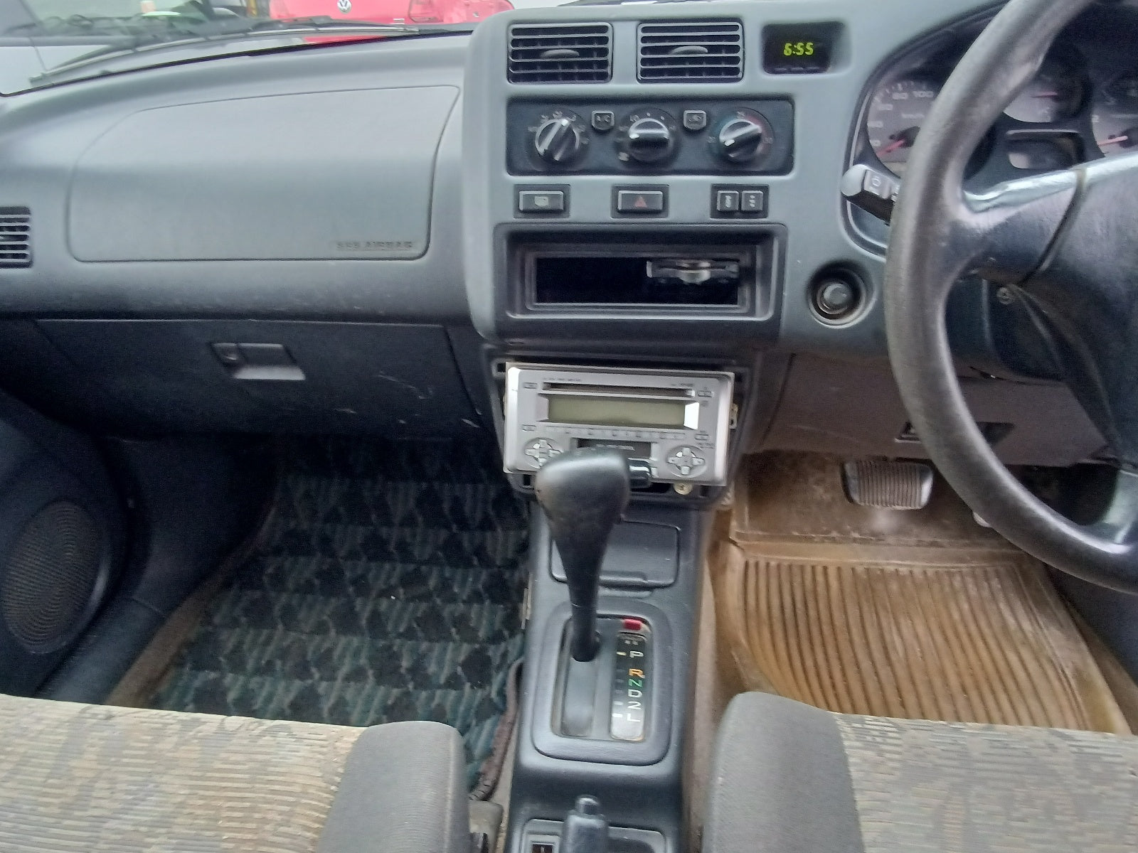 TOYOTA RAV4-J-2000 PEARL