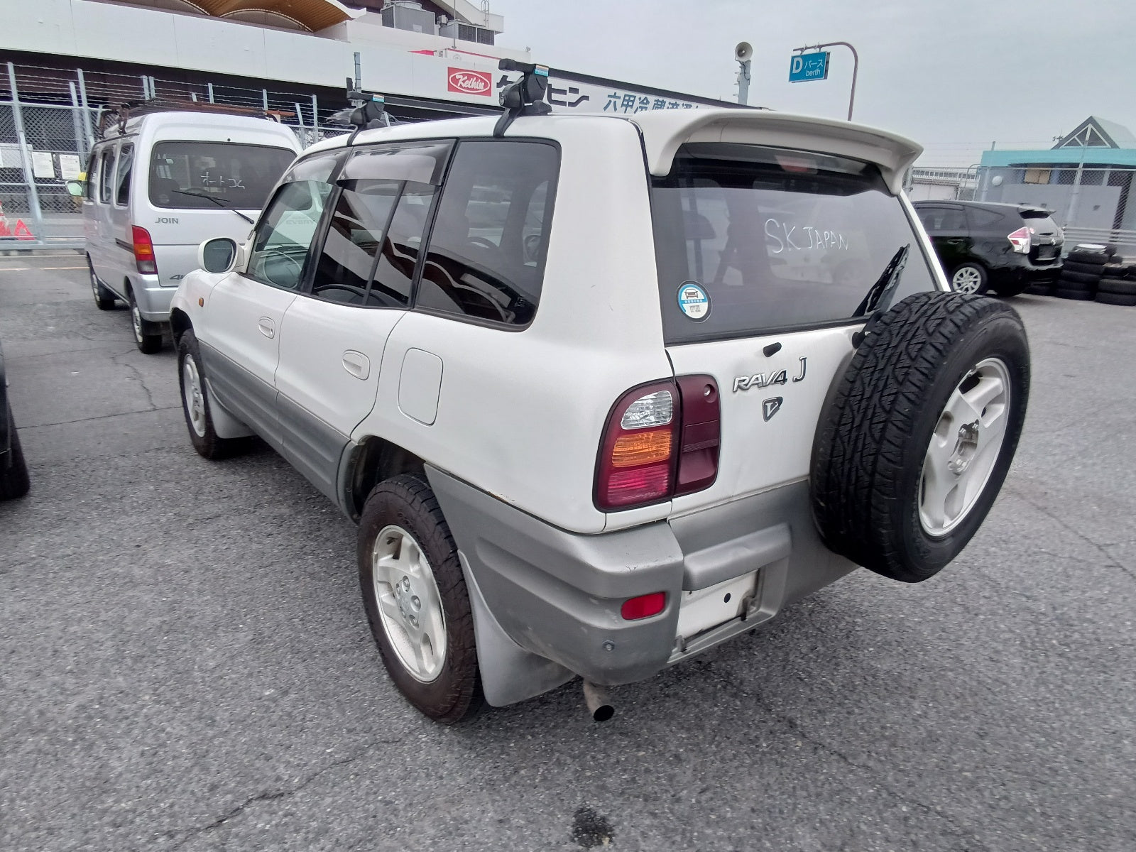 TOYOTA RAV4-J-2000 PEARL