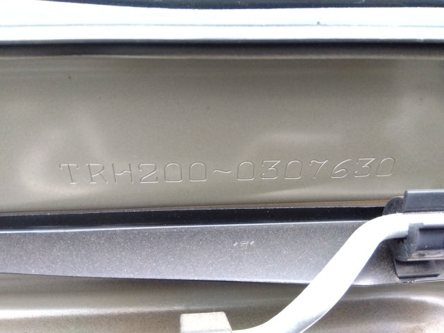 TOYOTA HIACE VAN-LONG DX-2019