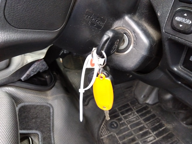 TOYOTA HIACE VAN-LONG DX-2019