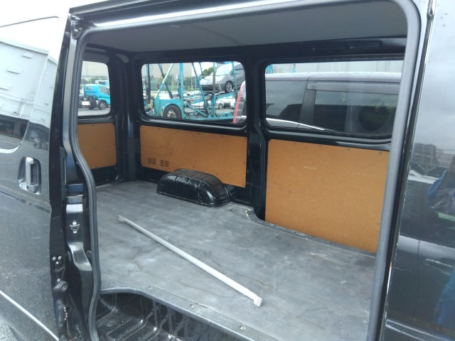 TOYOTA HIACE VAN-LONG DX-2019