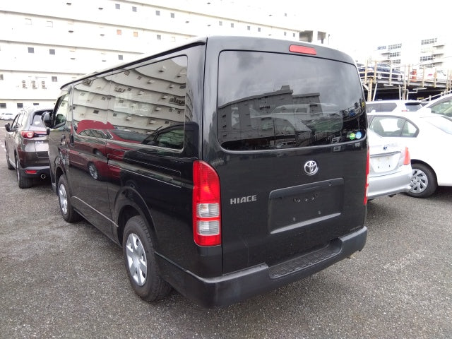 TOYOTA HIACE VAN-LONG DX-2019