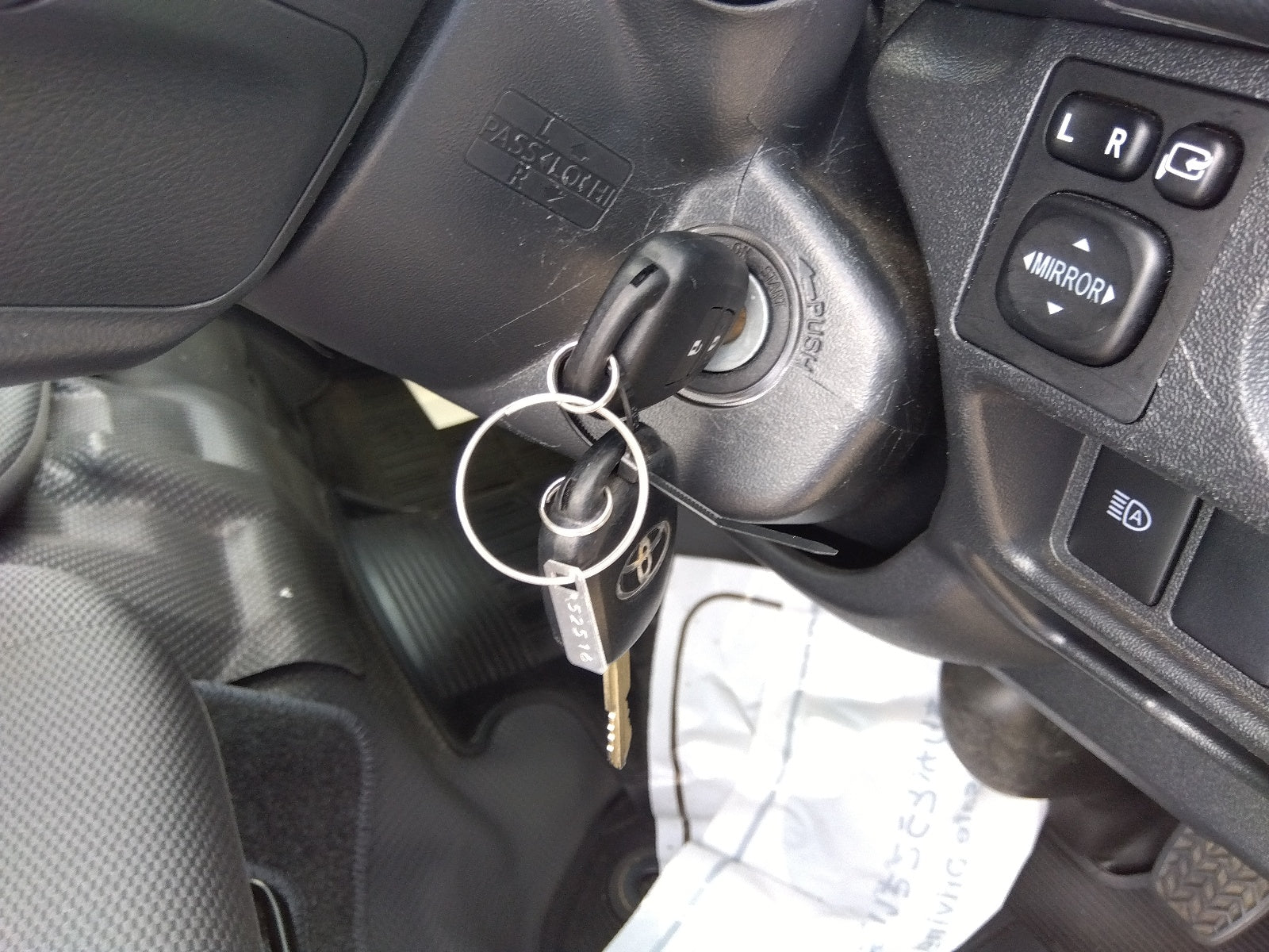 TOYOTA HIACE VAN-2020