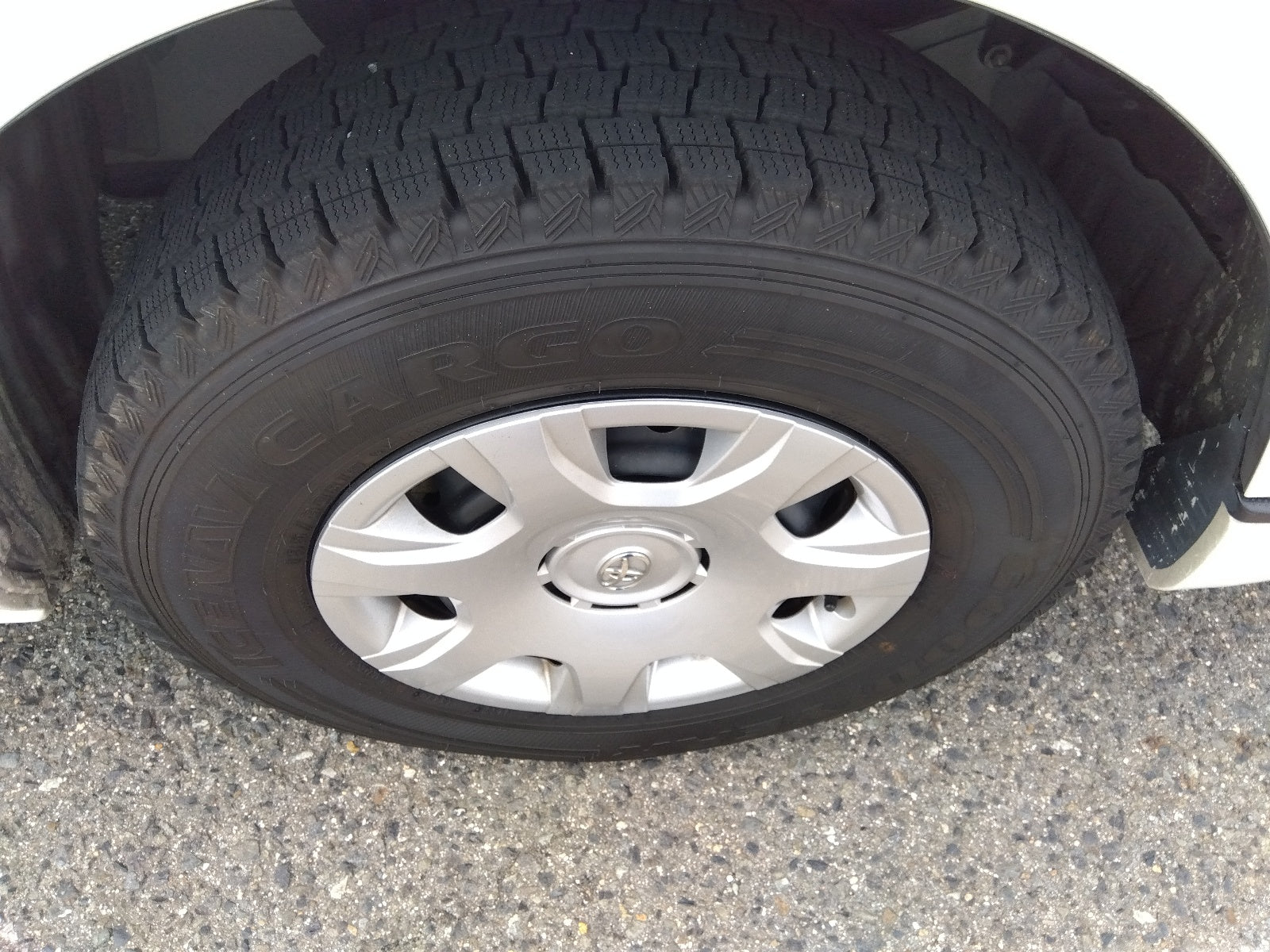 TOYOTA HIACE VAN-2020