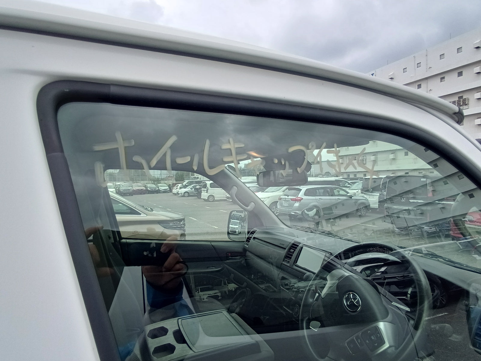 TOYOTA HIACE VAN- DX Package-2020