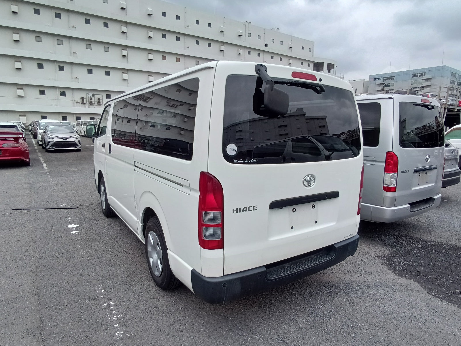 TOYOTA HIACE VAN- DX Package-2020