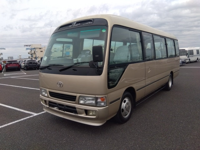 TOYOTA COASTER 2005