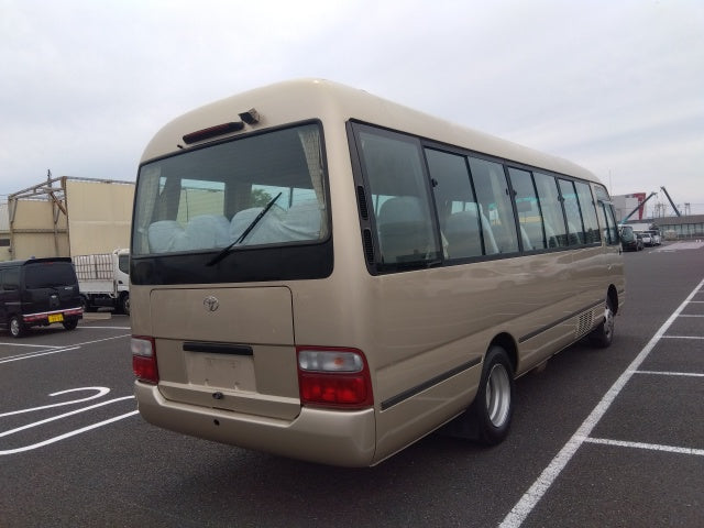 TOYOTA COASTER 2005