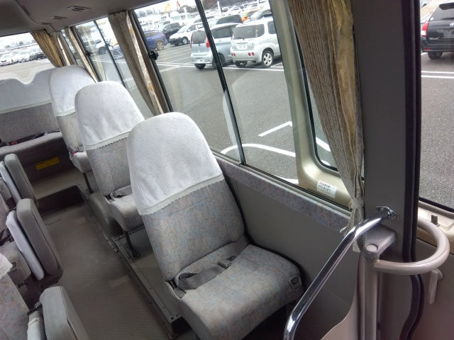 TOYOTA COASTER 2005