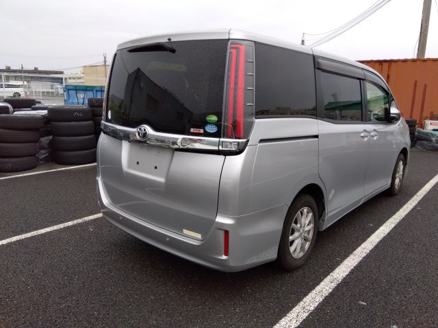 TOYOTA NOAH 2019 G
