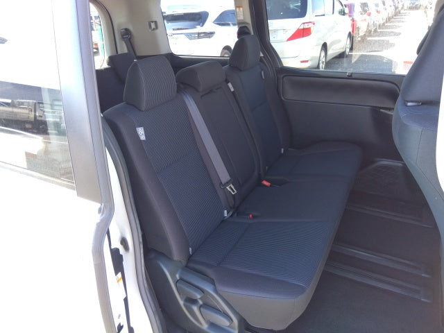 TOYOTA NOAH- X -2019