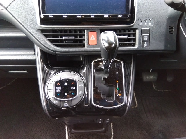 TOYOTA ESQUIRE HYBRID-GI PREMIUM-2019