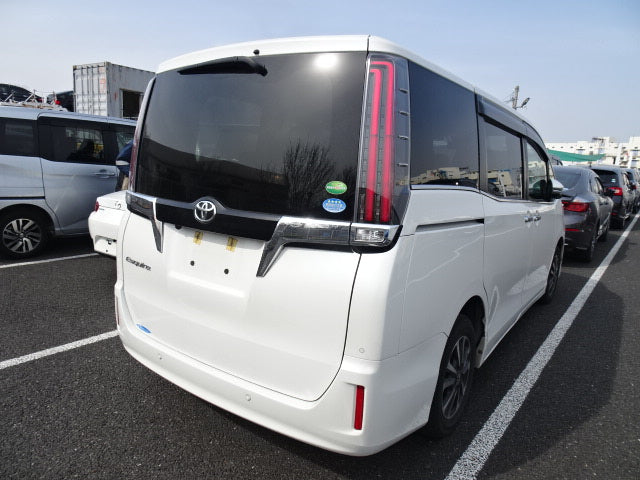 TOYOTA ESQUIRE 2019 GI